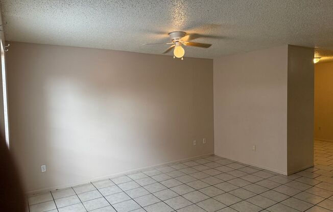 2 beds, 1.5 baths, 1,100 sqft, $930, Unit 8835-B