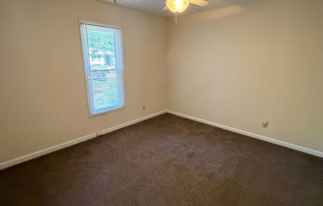Carrboro / Brighton Sq. Apt. AVAILABLE