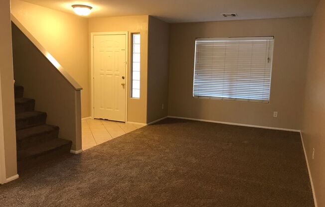 San Tan Valley, 4 bed, 2.5 bath, loft, pool, Johnson Ranch
