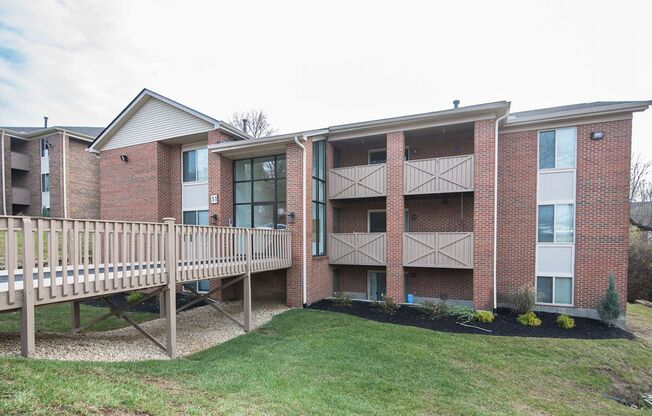 Luxury Two-Bedroom, Stainless Appliances, Granite Countertops, with Washer/Dryer Included