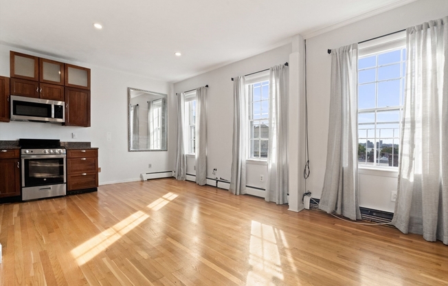 64 W CEDAR ST
