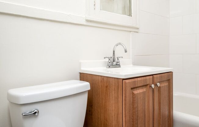 Studio, 1 bath, 450 sqft, $875, Unit 12-106