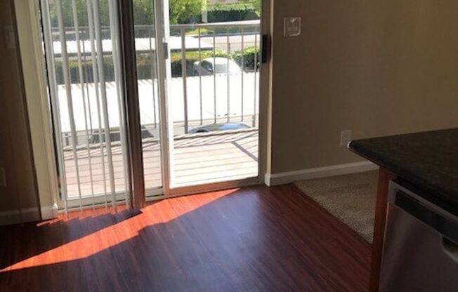 1 bed, 1 bath, 700 sqft, $1,710, Unit 237