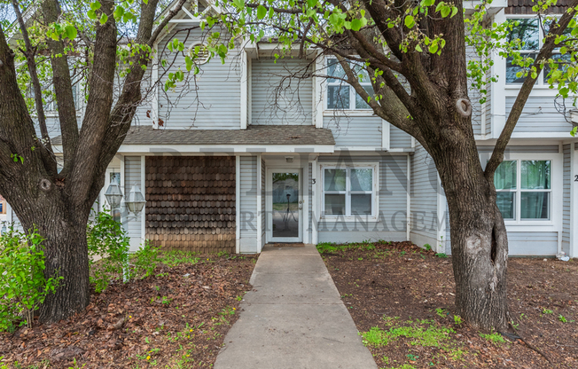 7210-3 West Douglas Avenue