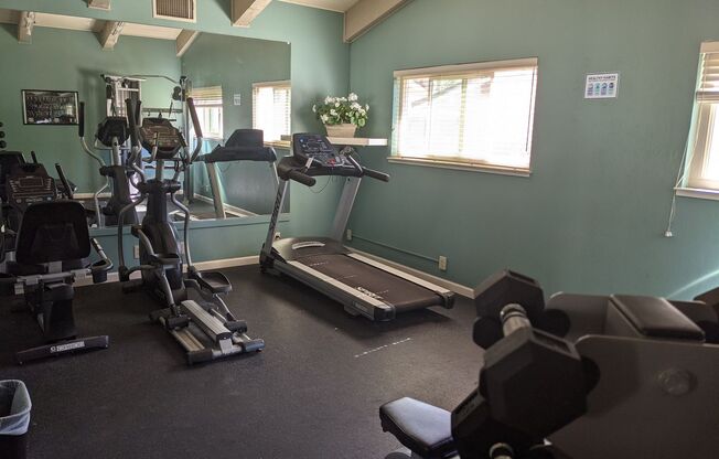 2 beds, 1 bath, 900 sqft, $1,450