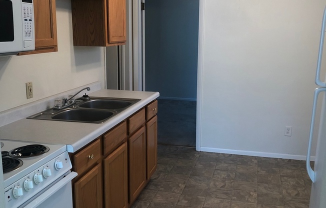 1 bed, 1 bath, 550 sqft, $650