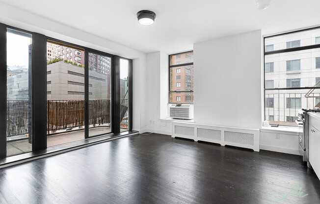 2 beds, 1 bath, $6,300, Unit 4B