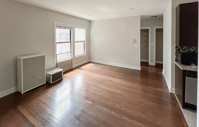 1 bed, 1 bath, 560 sqft, $2,100, Unit 516-309