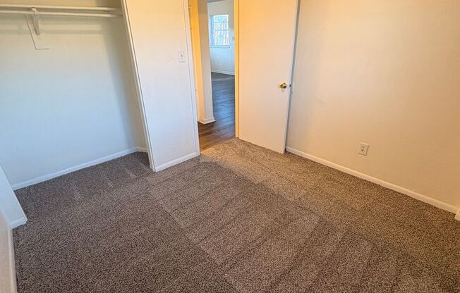 2 beds, 1 bath, 675 sqft, $675, Unit 440 Arter-Unit 12