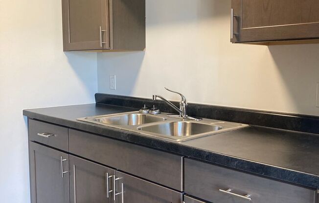 1 bed, 1 bath, 625 sqft, $785, Unit 3717 S4