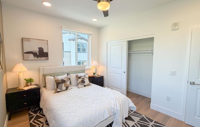 2 beds, 2 baths, 725 sqft, $2,745, Unit 2305