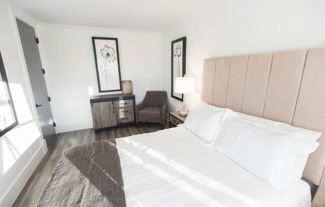 1 bed, 1 bath, $2,100, Unit 3