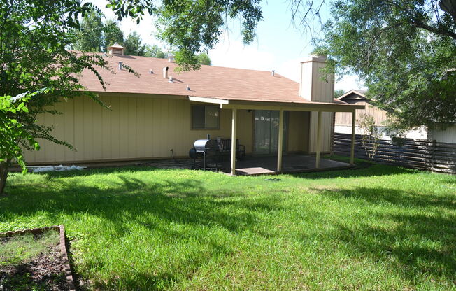 3 beds, 2 baths, $1,495