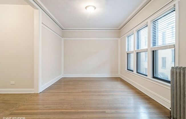 1 bed, 1 bath, 962 sqft, $2,395, Unit 2418-2W