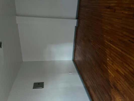 1 bed, 1 bath, 3,000 sqft, $2,584