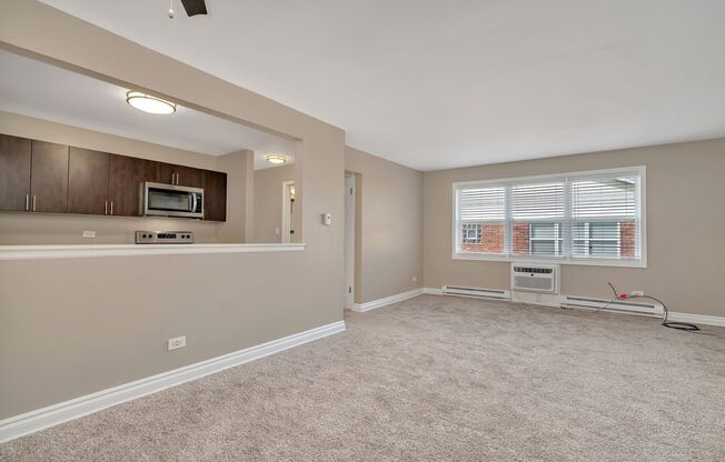 2 beds, 1 bath, 1,032 sqft, $1,750, Unit 33-25 Iron Gate