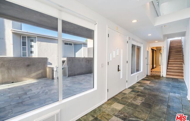 3711 OCEAN FRONT WALK