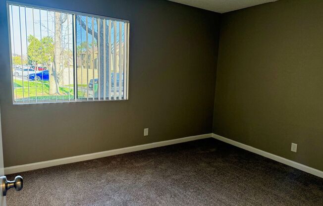 2 beds, 2 baths, 920 sqft, $2,495