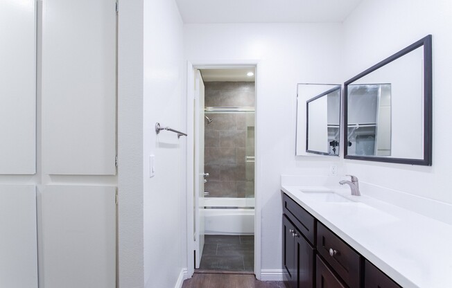 2 beds, 2 baths, 918 sqft, $3,595, Unit 101