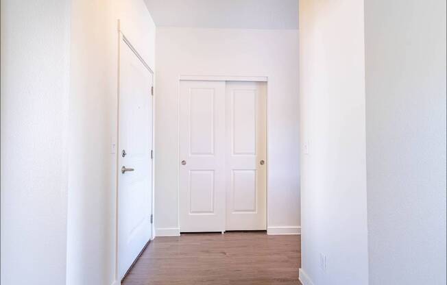 Welcome to Riverplace Apartment Homes