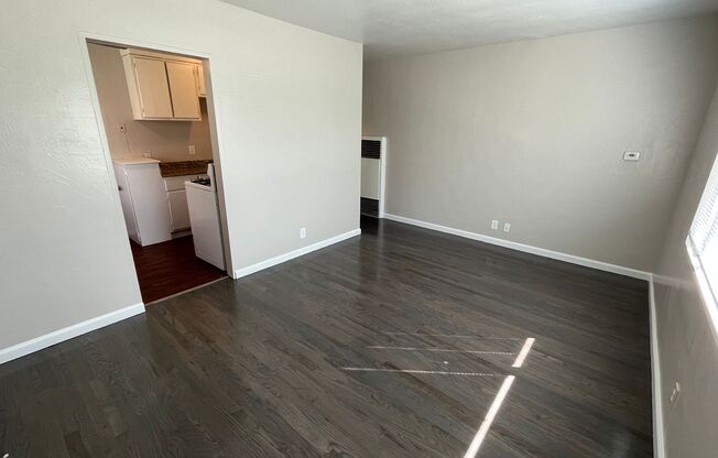 1 bed, 1 bath, 600 sqft, $1,495, Unit 702 MC