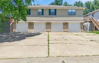 8710 NW 82 TERRACE