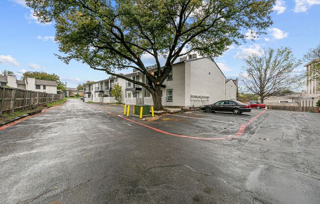 1 bed, 1 bath, 528 sqft, $1,275, Unit 208