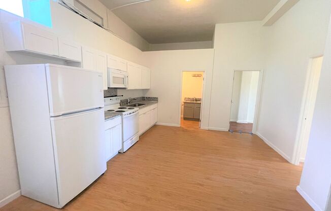 825 &amp; 829 Lehua Ave