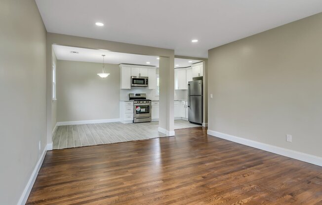 327 BROOKFIELD PL