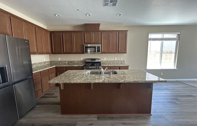 4469 LACY LN