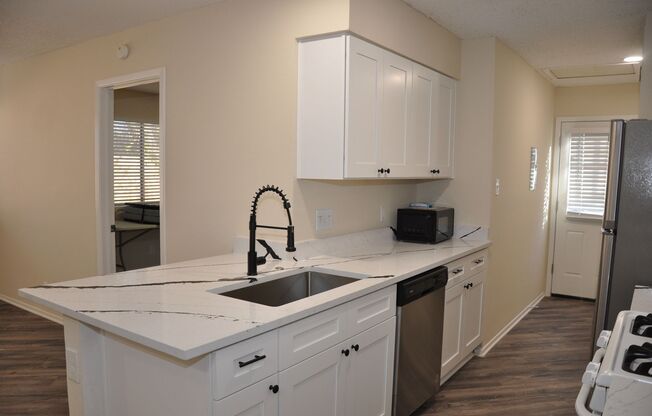 3 Bedroom 2 Bath Duplex in Heart of Leander