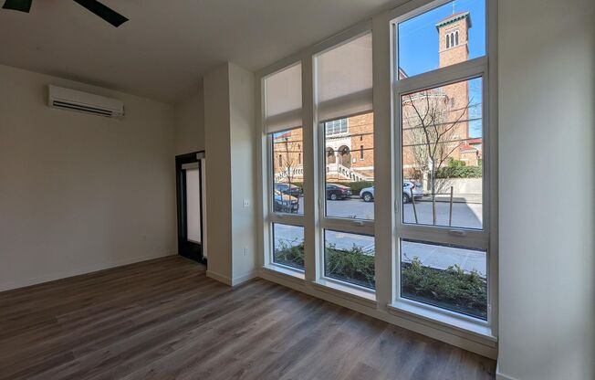 1 bed, 1 bath, 630 sqft, $1,977, Unit 104