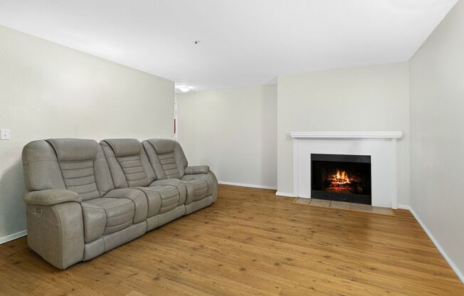 19230 Forest Park Dr NE