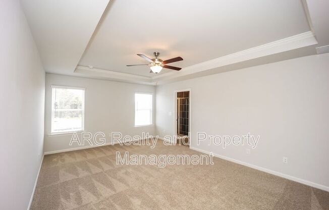 17 CAMELLIA DR