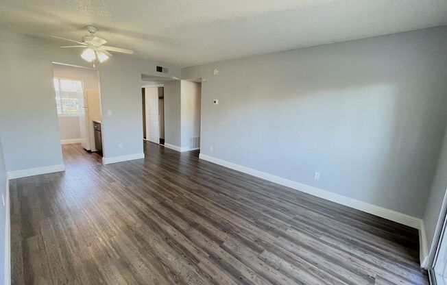 1 bed, 1 bath, 680 sqft, $1,395, Unit RO-77