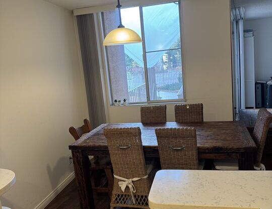 1 bed, 2 baths, 850 sqft, $3,900, Unit 209