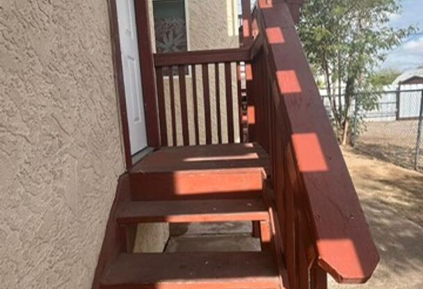 1636 W Garfield St.