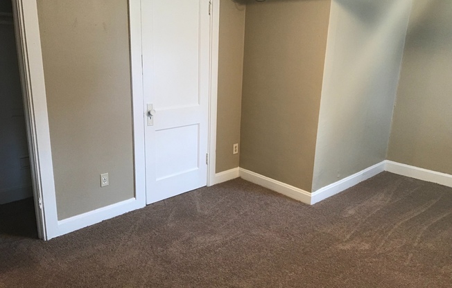 1 bed, 1 bath, 600 sqft, $928, Unit 1