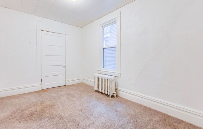 406 Kingsboro Street