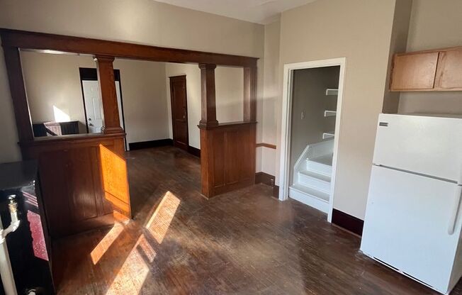 1 bed, 1 bath, $1,100, Unit 52-1F