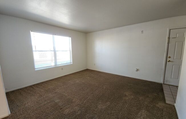 Three Bedroom Condo w/ a Garage