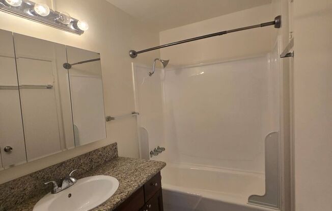 1 bed, 1 bath, $2,350, Unit 110