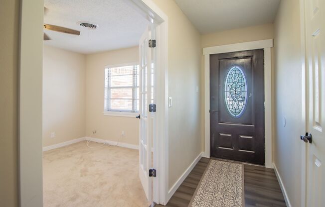 Gorgeous Completely Remodeled 4/2/2 with Washer and Dryer in Northwest Lubbock!