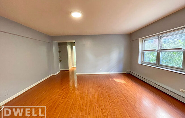 4950 North Marine Dr. 402