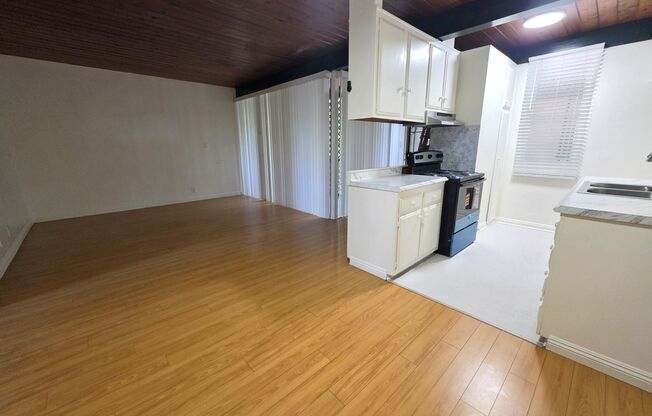 CABRILLO APTS