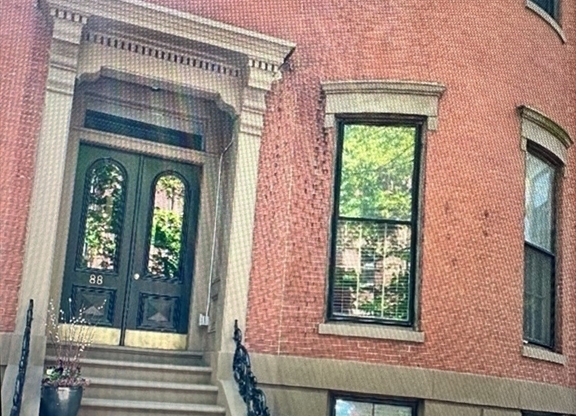 88 Waltham