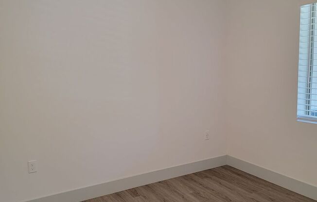 2 beds, 2.5 baths, 1,310 sqft, $2,450, Unit 114