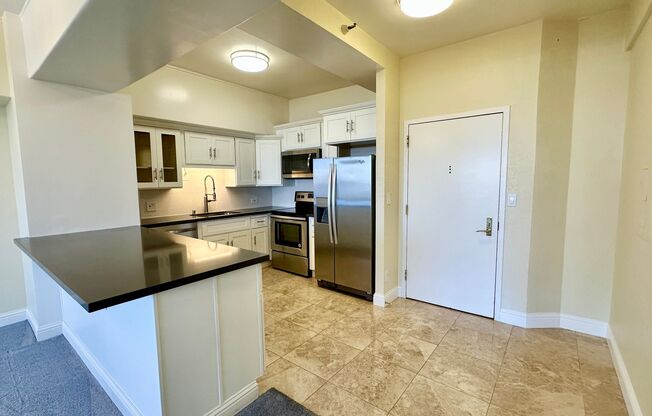 1 bed, 1 bath, $2,400, Unit # 2102