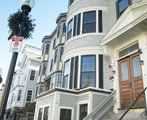 1 bed, 1 bath, 350 sqft, $2,200, Unit 3