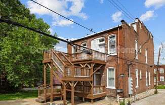 3021 Iowa Ave 1F